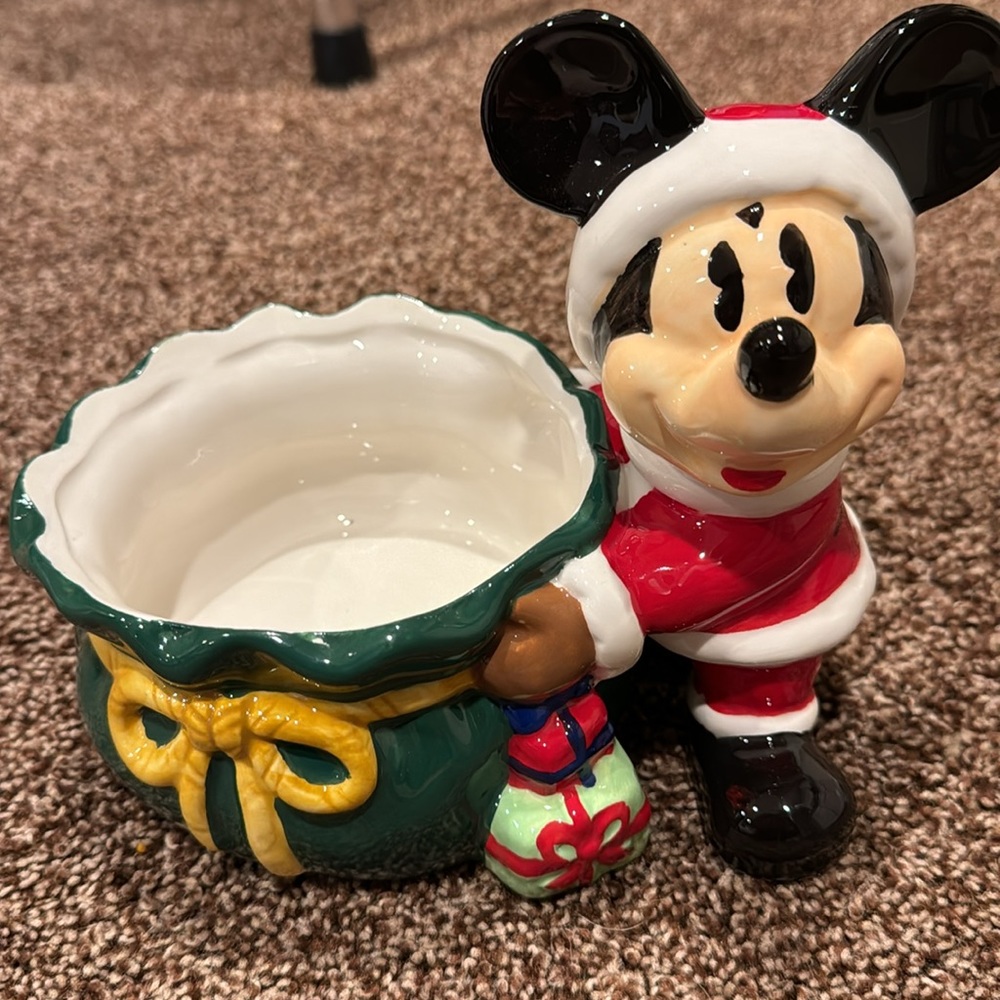 Disney Mickey Santa Candy Dish NWOT - Picture 2 of 4